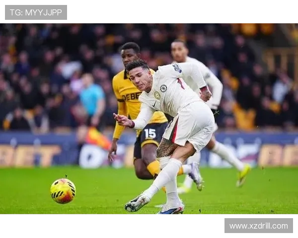 皇马进攻巨星扎堆问题显现，当前阶段表现波动对球队战术稳定性造成考验